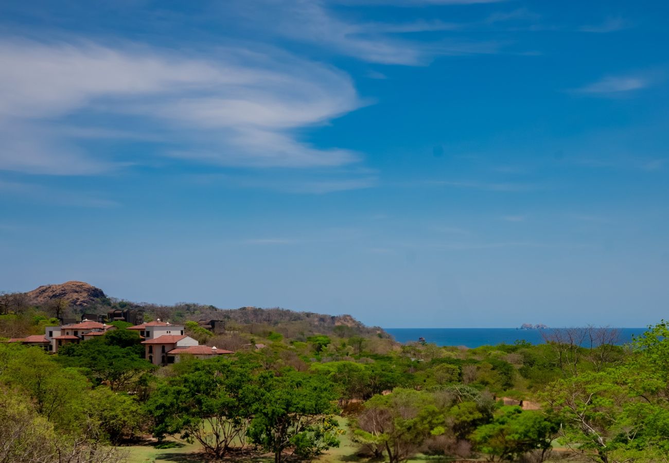 Residencial en Cabo Velas - Roble Sabana 305 Condo de lujo - Reserva Conchal