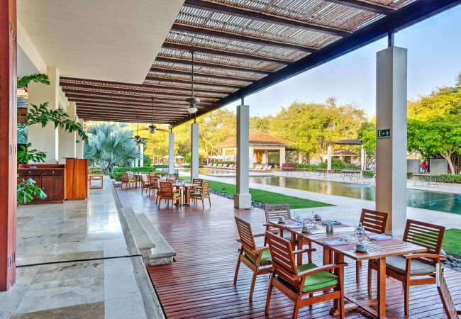 Condominium in Cabo Velas - Roble Sabana 105 Luxury Apartment - Reserva Conchal