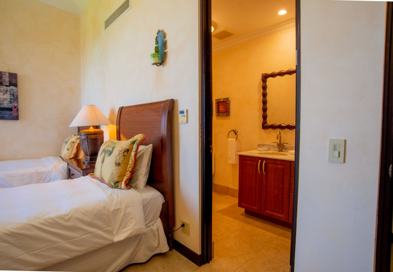 Condominium in Cabo Velas - Malinche 38A Luxury Apartment - Reserva Conchal