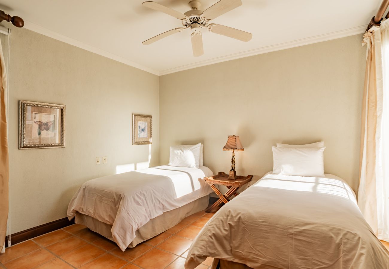 Condominium in Cabo Velas - Bougainvillea 2306 Luxury Apartment - Reserva Conchal